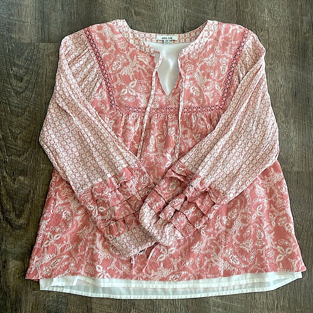 BTFL-Life pink and gold thread blouse in XS